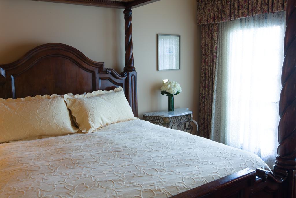 Herrington Inn & Spa Geneva Exterior photo