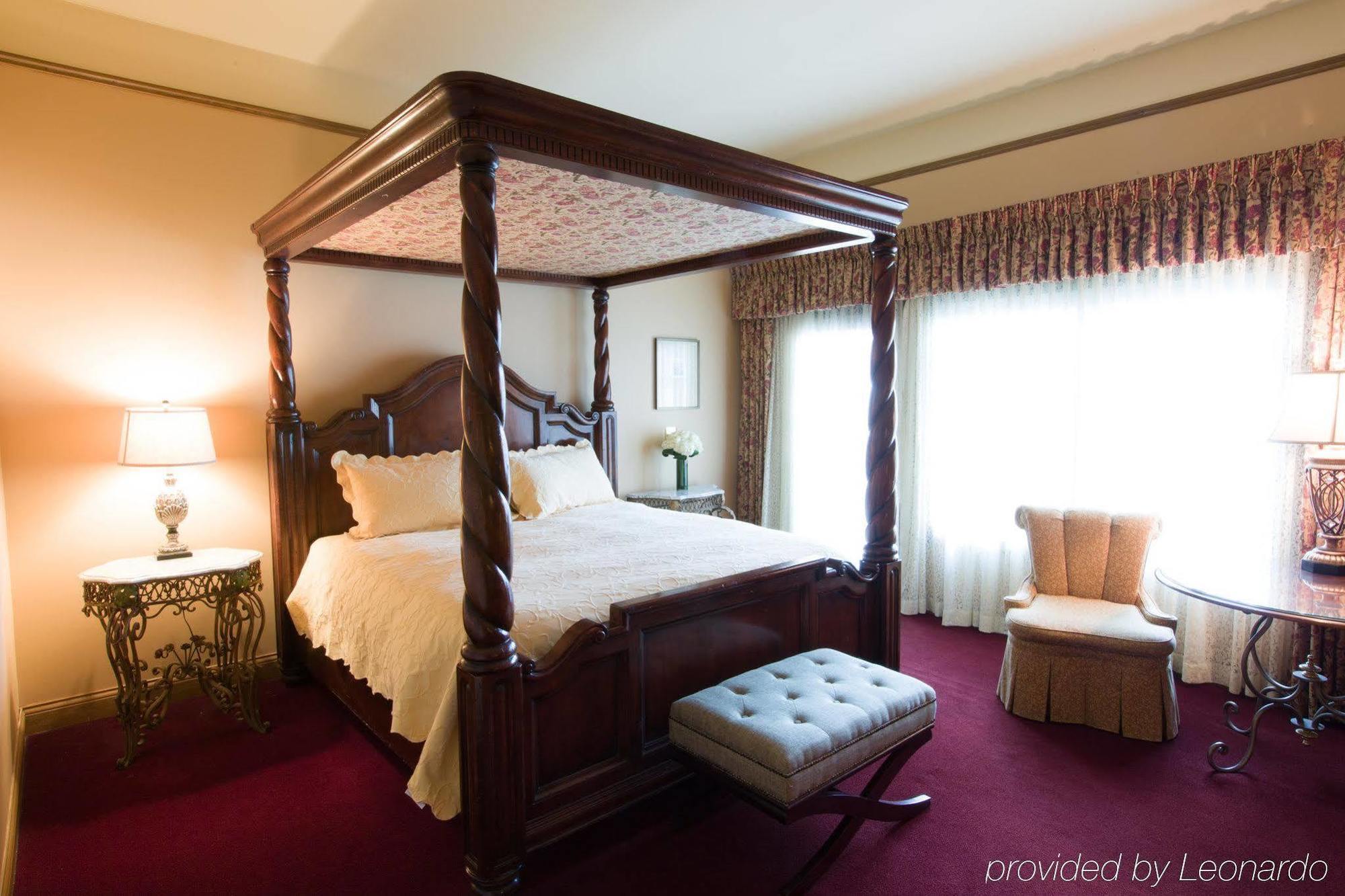 Herrington Inn & Spa Geneva Exterior photo